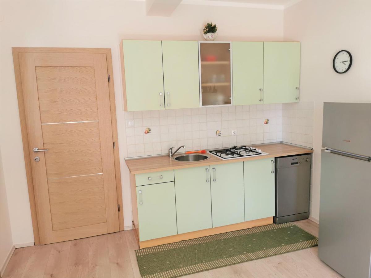 Lenka Apartments I Novalja Luaran gambar