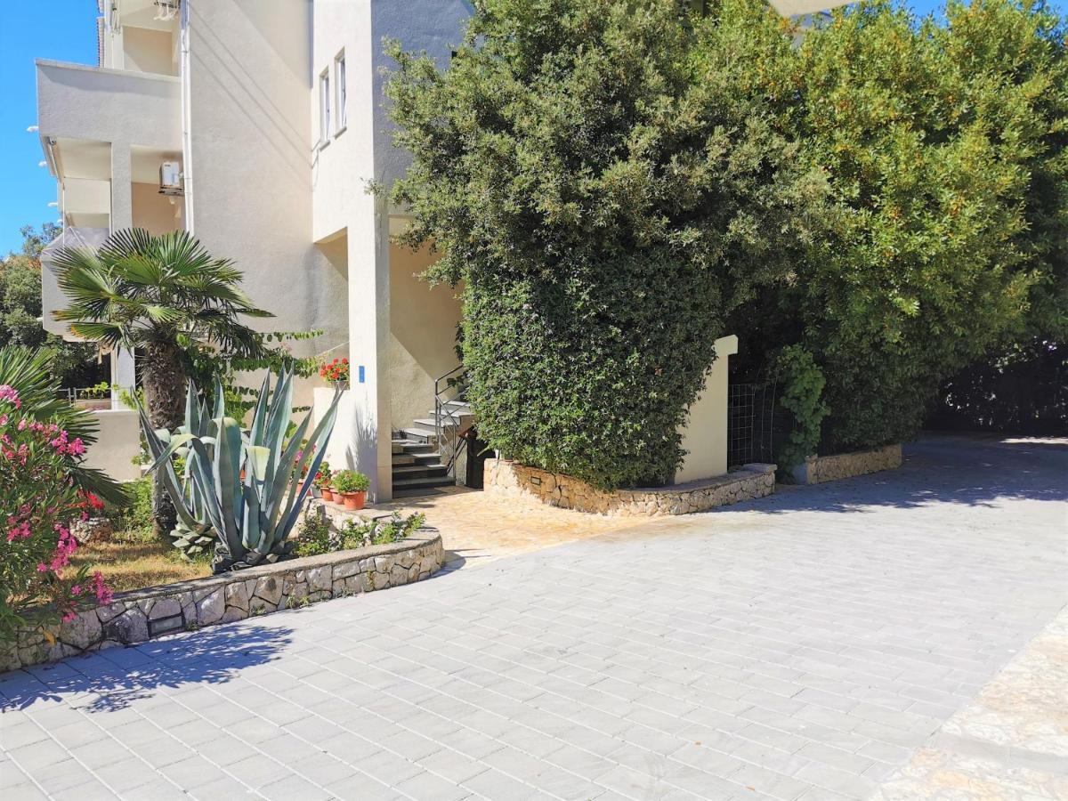 Lenka Apartments I Novalja Luaran gambar