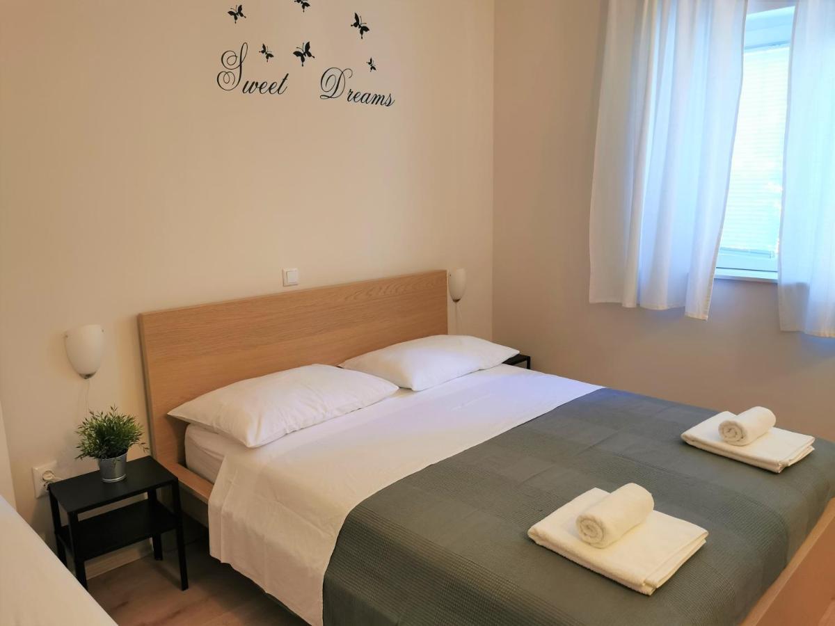 Lenka Apartments I Novalja Luaran gambar