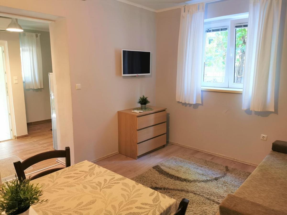 Lenka Apartments I Novalja Luaran gambar