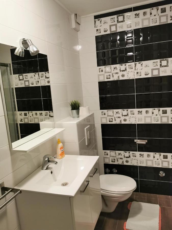 Lenka Apartments I Novalja Luaran gambar