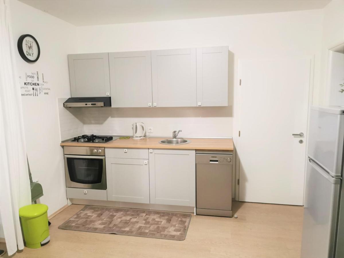 Lenka Apartments I Novalja Luaran gambar