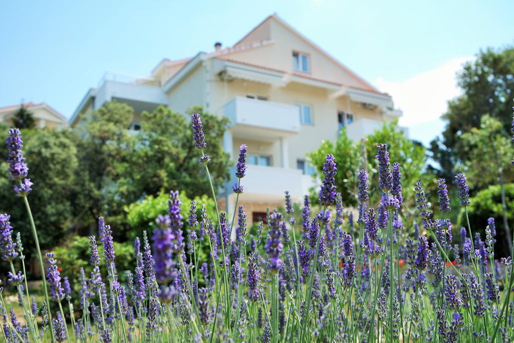 Lenka Apartments I Novalja Luaran gambar