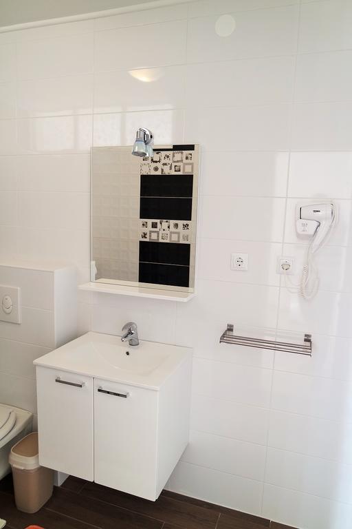 Lenka Apartments I Novalja Luaran gambar