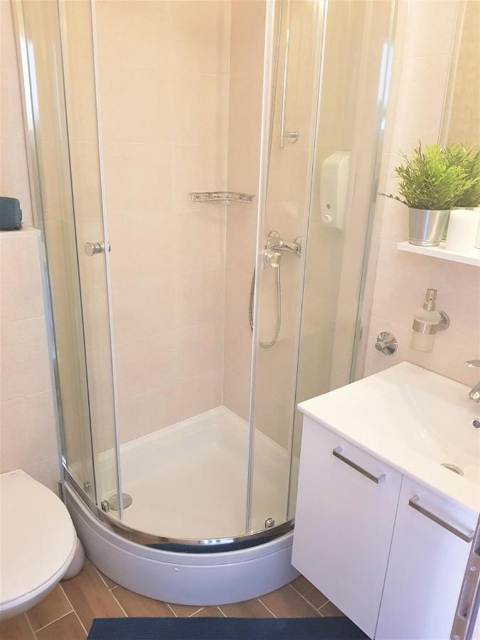 Lenka Apartments I Novalja Luaran gambar